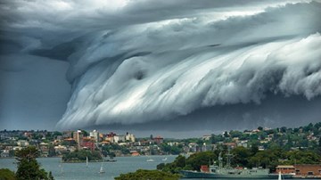 ‘Mây sóng thần’ cuộn trào kỳ thú trên bầu trời Australia