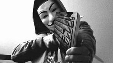 IS khiêu khích Anonymous, nhận là 'chủ nhân thế giới ảo'
