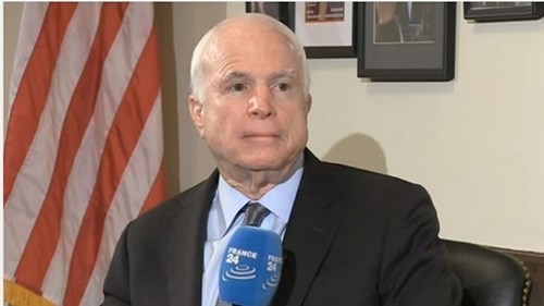 Thượng nghị sĩ McCain hối thúc Mỹ điều 10.000 lính bộ tới Syria tiêu diệt IS