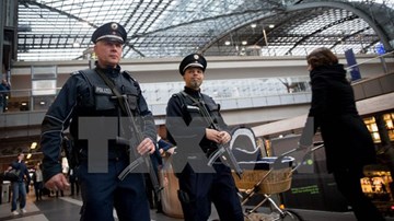 Đức truy bắt nhóm đối tượng giả cảnh sát, âm mưu khủng bố ở Munich
