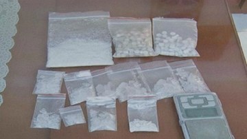 Khống chế 2 đối tượng tàng trữ ma túy, đe dọa tấn công lực lượng Công an