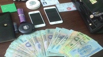 Băng nhóm chuyên dàn cảnh trộm đồ trong xe ô tô như thế nào?