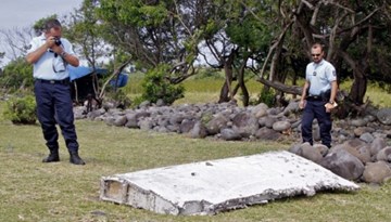 Phó Thủ tướng Australia: 'Lộ trình tìm kiếm MH370 đang đi đúng hướng'