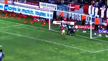 Những pha ghi bàn dễ bị ăn đòn nhất làng túc cầu