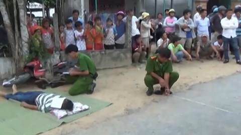 Khám phá ra vụ giết người dã man từ tin báo tai nạn giao thông