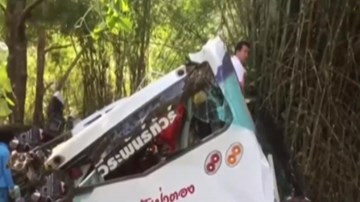 Tai nạn xe bus, ít nhất 10 khách du lịch thiệt mạng tại Thái Lan