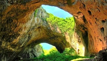 Sơn Đoòng vào top cảnh đẹp như hành tinh khác