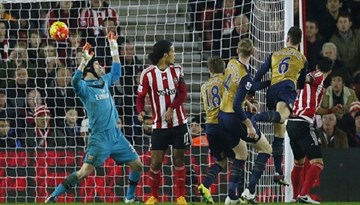 Southampton 4-0 Arsenal: Pháo thủ thua tan nát trong ngày Boxing Day
