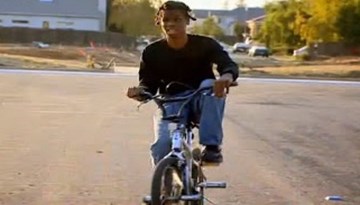 Kỳ lạ cậu bé duy nhất trên thế giới có khả năng 