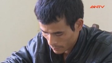 Đâm chết “bồ” của vợ ngay trước cổng trường học