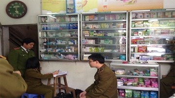 Xem xét xử lý hình sự các nhà thuốc tẩy xóa hạn sử dụng