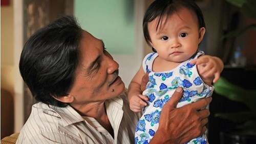 Thương Tín chưa chịu làm hôn thú với vợ kém 30 tuổi