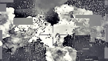 Mỹ tiết lộ video không kích tiêu diệt kho tiền của phiến quân IS