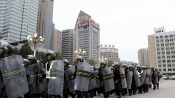Nhiều quan chức Tân Cương tham gia khủng bố