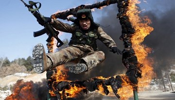 Chủ tịch Tập Cận Bình củng cố quyền điều hành tối cao quân đội