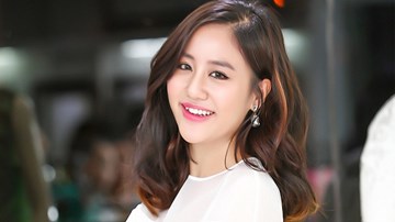 Văn Mai Hương: 