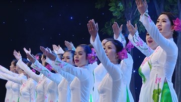 Gala Giai điệu Tự hào 2015: Việt Nam quê hương tôi - Hợp xướng Ngày Mới