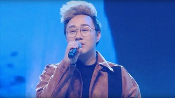 Gala Giai điệu Tự hào 2015: Em ở nông trường, em ra biên giới - Trung Quân