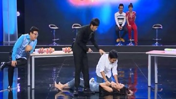 Người đẹp 'khóc thét' vì sợ Trường Giang hôn môi