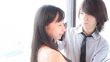 Dịch vụ... lau nước mắt cho phụ nữ nở rộ ở Nhật Bản