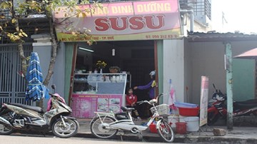 Không cướp được tiền, rút dao chém gục chủ quán cháo