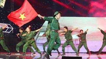 The Remix 2016 - tập 6: Big Daddy và Justatee thể hiện ca khúc “Năm anh em trên một chiếc xe tăng”