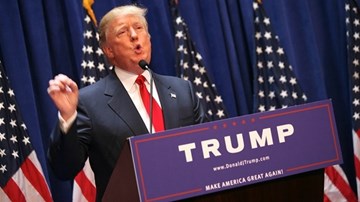 Ngày Siêu thứ Ba tại Mỹ: Các đối thủ ra sức chỉ trích ông Donald Trump