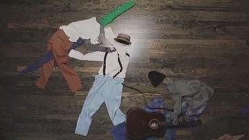 Clip stop-motion độc đáo làm từ những bộ quần áo