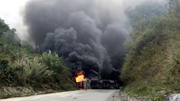 Nhân chứng kể lại thời khắc thoát chết trong vụ xe bồn đâm xe khách