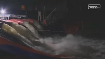 Trắng đêm bơm nước 