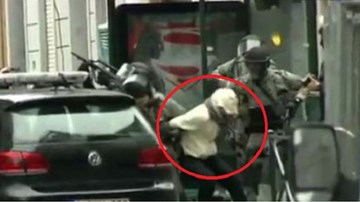 Bỉ bắt sống nghi phạm chính trong vụ khủng bố Paris