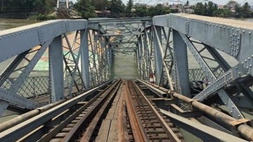 Lời kể nhân chứng vụ sà lan đâm sập cầu Ghềnh