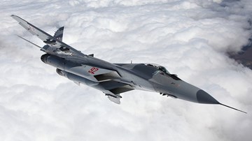 MiG-29 thị uy vận tốc siêu thanh 1.100 km/h trên bầu trời