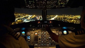 Phi công tranh cãi, giành lái trước khi máy bay FlyDubai rơi