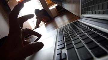 Bị dụ dỗ qua mạng xã hội, gần 10.000 trẻ em bị xâm hại