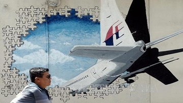 Tìm thấy thêm mảnh vỡ nghi của MH370 ở Nam Phi