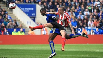 Hạ Southampton, Leicester tiến gần ngôi vương