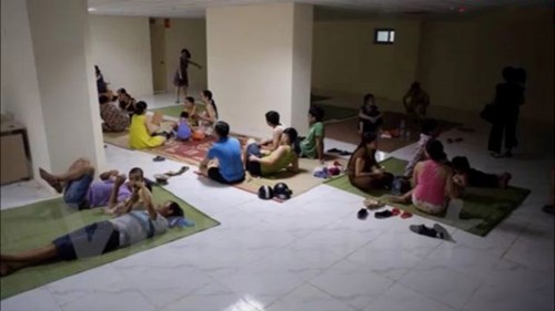 Sống chung cư: Làm phiền hàng xóm sẽ bị cắt điện, nước