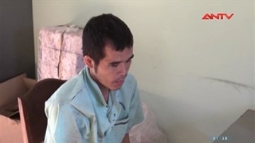 Mượn rượu, yêu râu xanh 