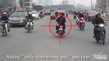 Những kiểu đi đường 'kỳ dị' ở Thủ đô