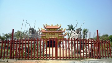 Nhà thờ Tổ của Hoài Linh được xử lý như thế nào?