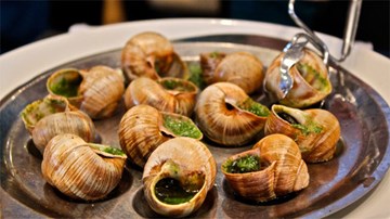 Món ngon khó cưỡng, giá rẻ bất ngờ không thể bỏ qua ở Paris