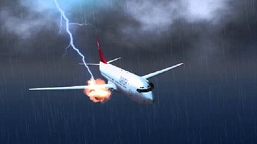 Kinh hoàng máy bay chở khách bị sét đánh giữa trời