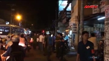 Hỏi mua chim, hai côn đồ rút dao đâm chết chủ tiệm