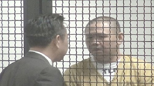 Minh béo cạo đầu, tiều tụy trong phiên tòa kéo dài 90 giây