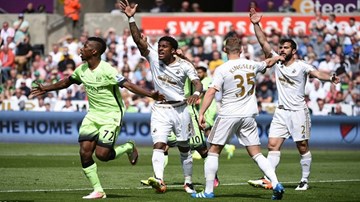 Hòa Swansea, Man City giành vé dự Champions League