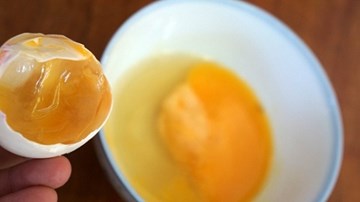 Ăn trứng ung giúp tăng bản lĩnh giường chiếu?