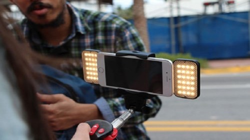 Phát sốt với gậy tự sướng hiện đại nhất thế giới