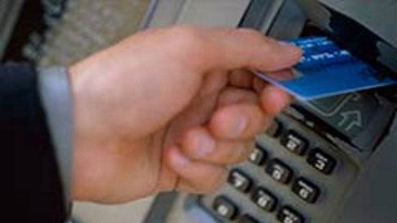 13 triệu USD bị rút trộm tại 1400 cây ATM sau 2 giờ