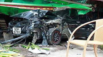 Trộm xe ô tô rồi bỏ chạy gây tai nạn liên tiếp